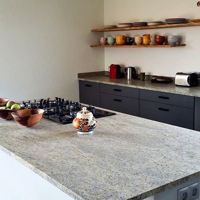 realizacja kuchnia kashmire white granit.jpg